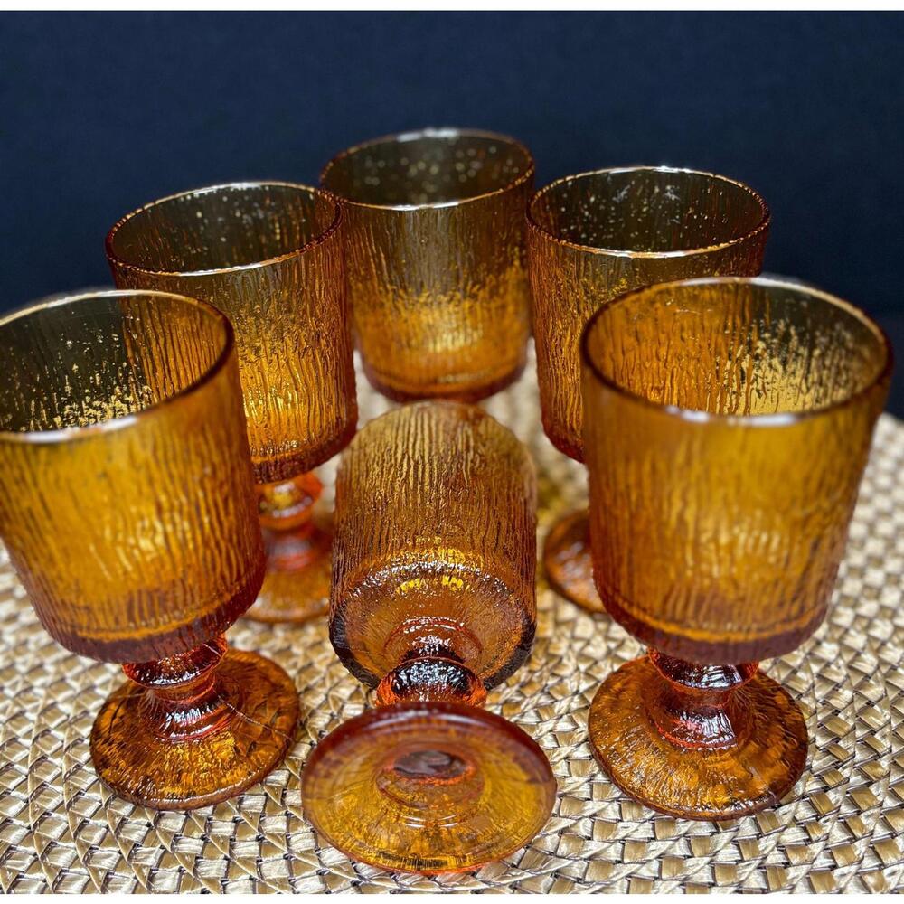Vintage Scandinavian Amber Wine Senaattori glassware, Timo Sarpaneva style